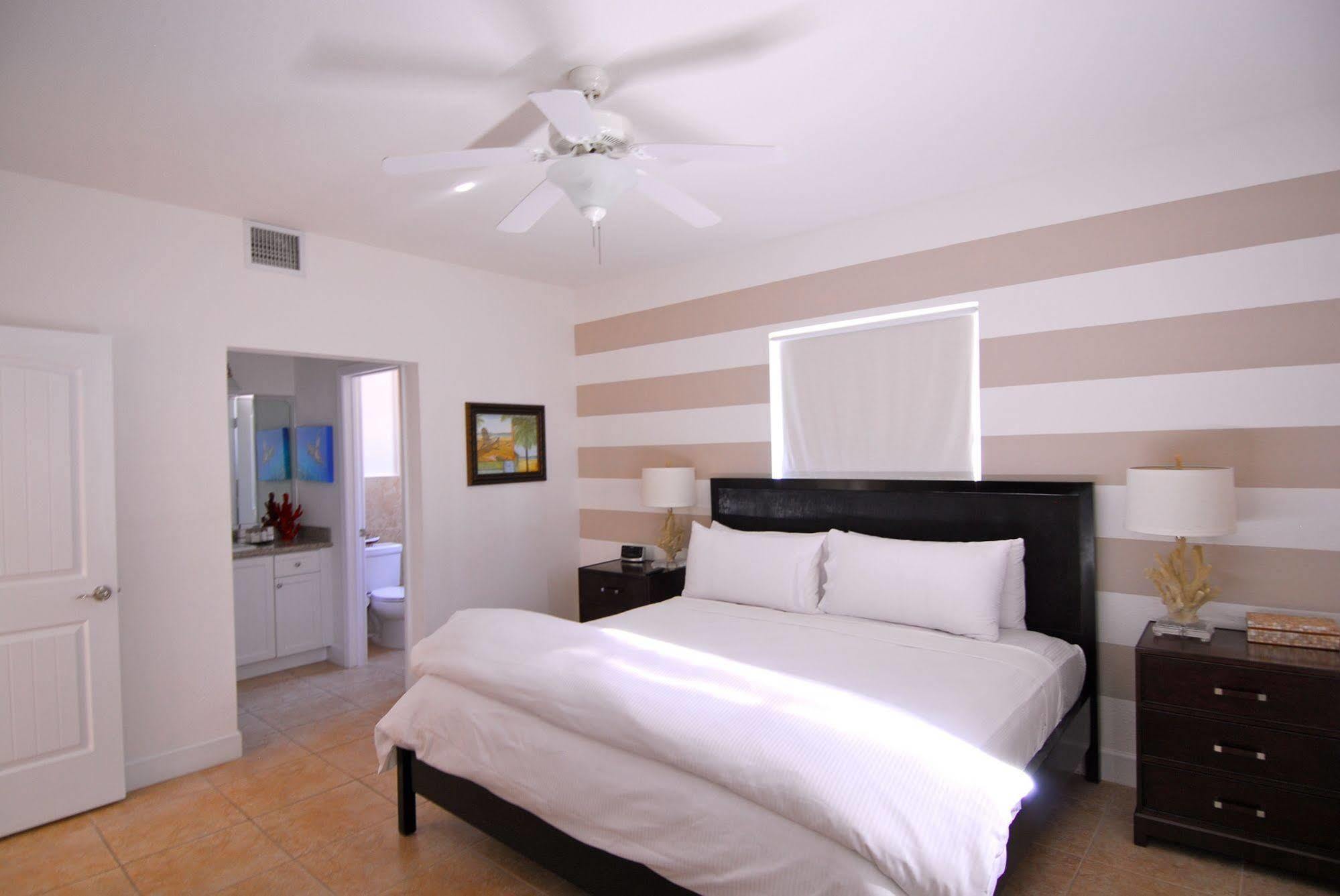 Resorts World Bimini Bayley Town Dış mekan fotoğraf