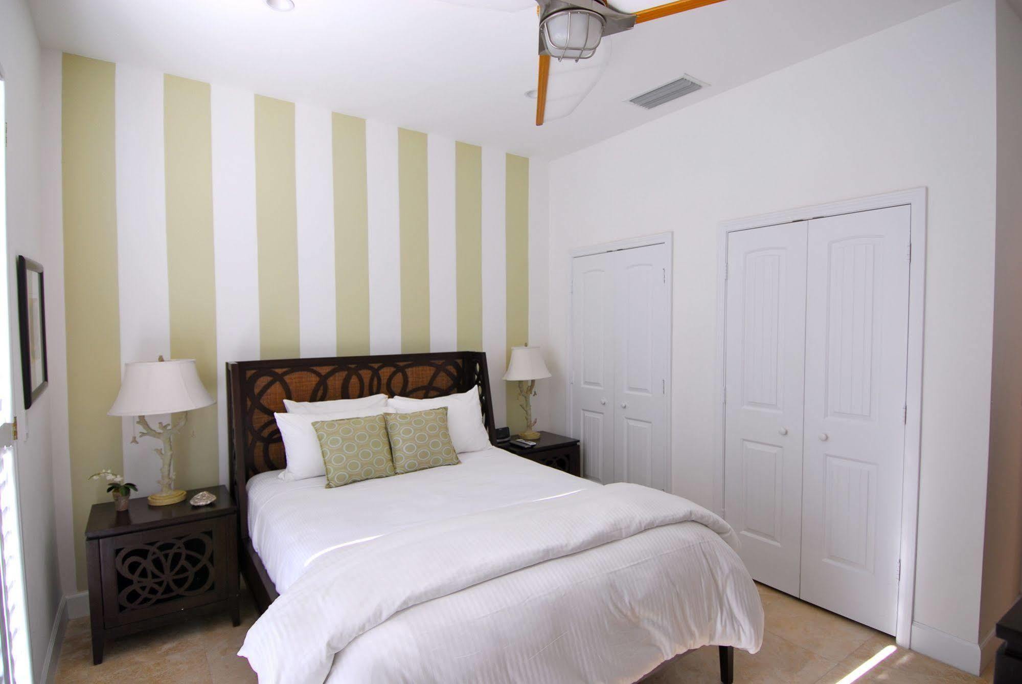 Resorts World Bimini Bayley Town Dış mekan fotoğraf